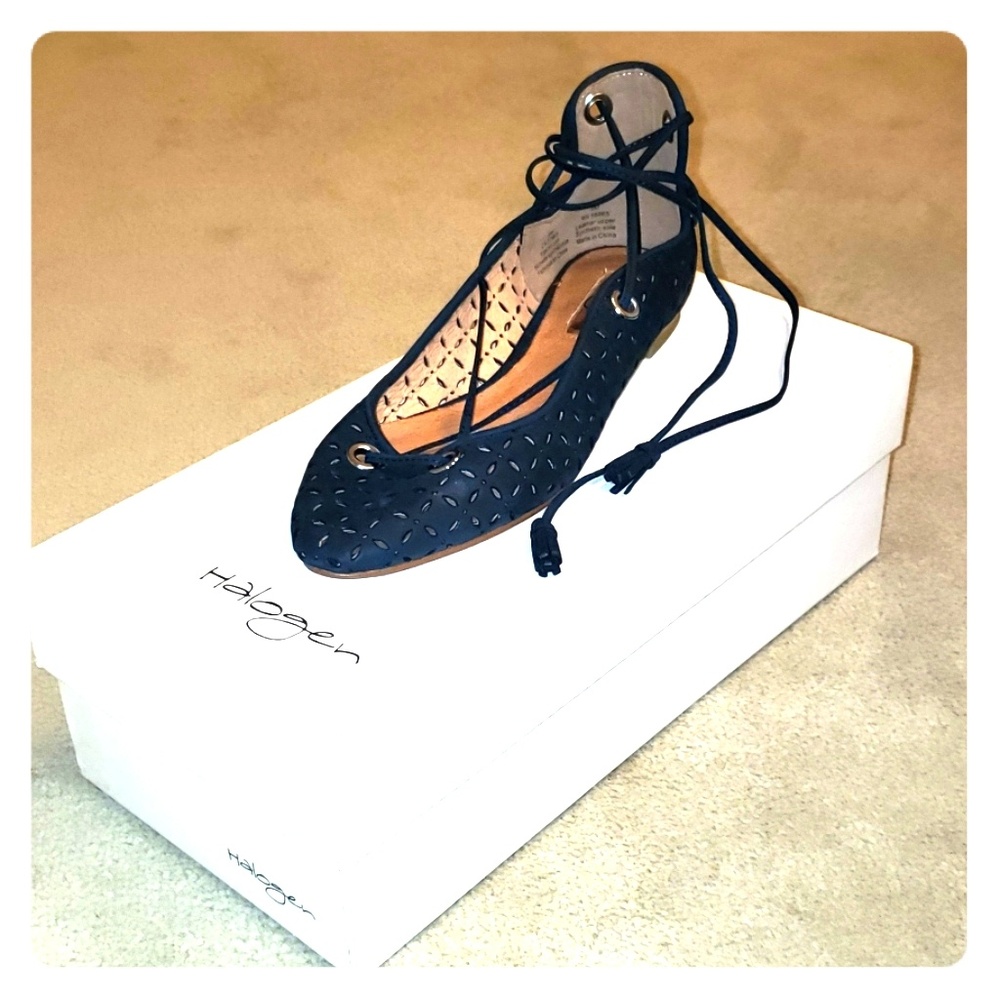 Halogen Hanella-Lea Flats